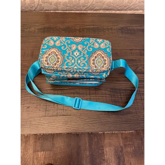 Vera Bradley Vinyl Cooler Insulated Lunch Bag - Picture 8 of 10